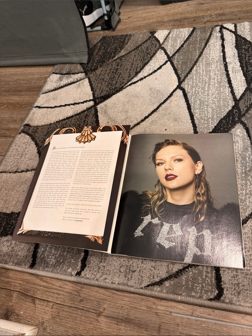 Reputation Volume 1 and 2 Magazines - Picture 3 of 4